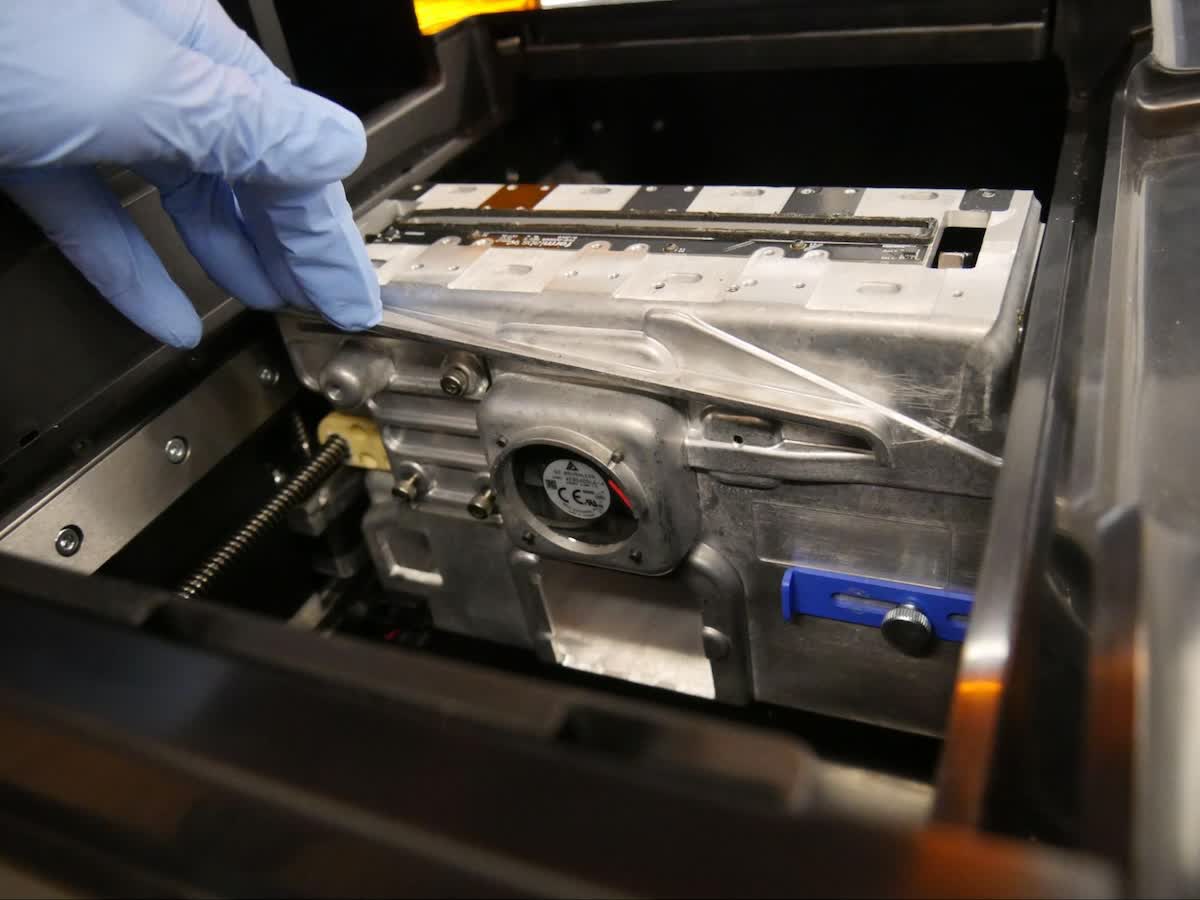 Replacing the Form 3 X-axis motor assembly