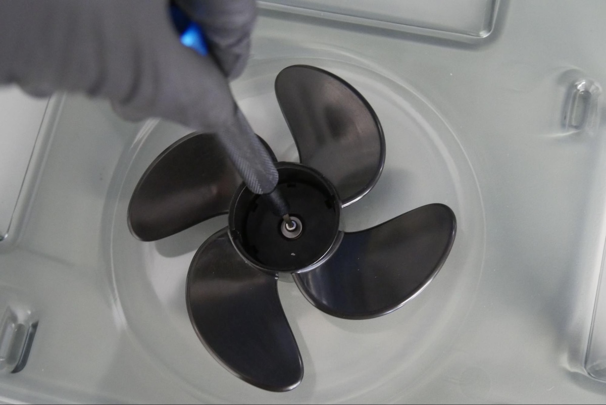 Replacing the Form Wash (2nd Generation) impeller