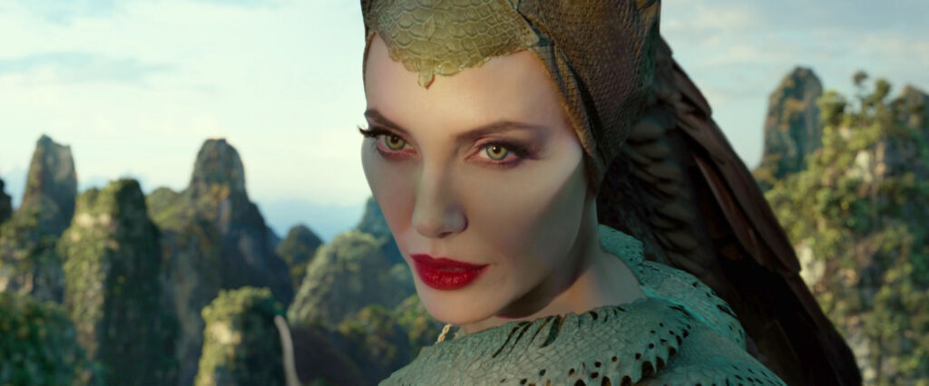 Review: 'Maleficent: Mistress of Evil' is a kids movie ...