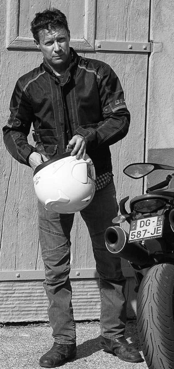 Review 'Why We Drive' skewers the utopianisms of driverless cars