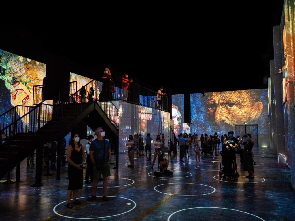 Una escena de 'Immersive Van Gogh' que llega a San Francisco en marzo de 2021 en SVN West.