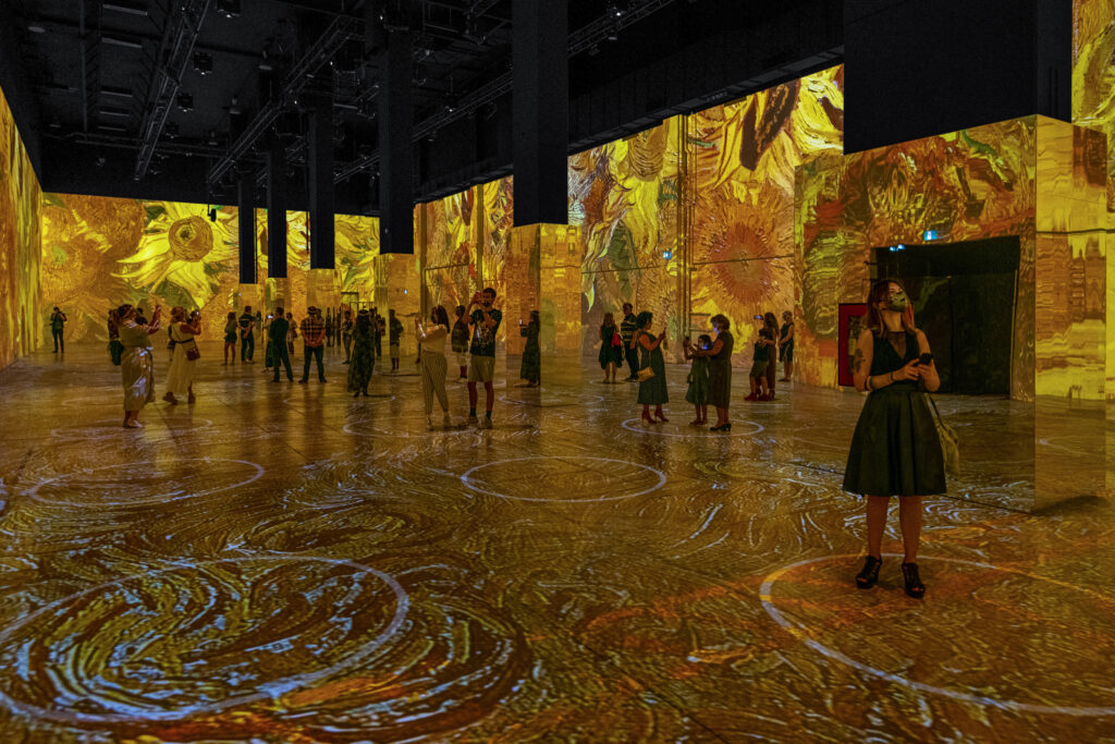  Immersive Van Gogh Brings Projected Art Experience To San Francisco 