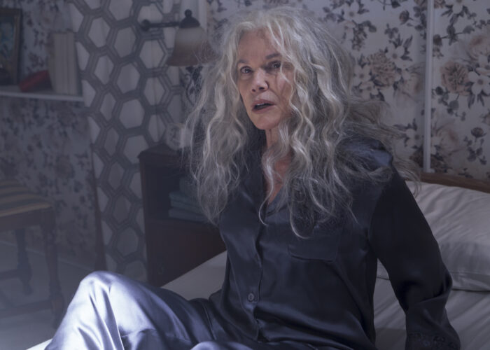 Review Barbara Hershey embraces paranoia horror in ‘The Manor’ Datebook