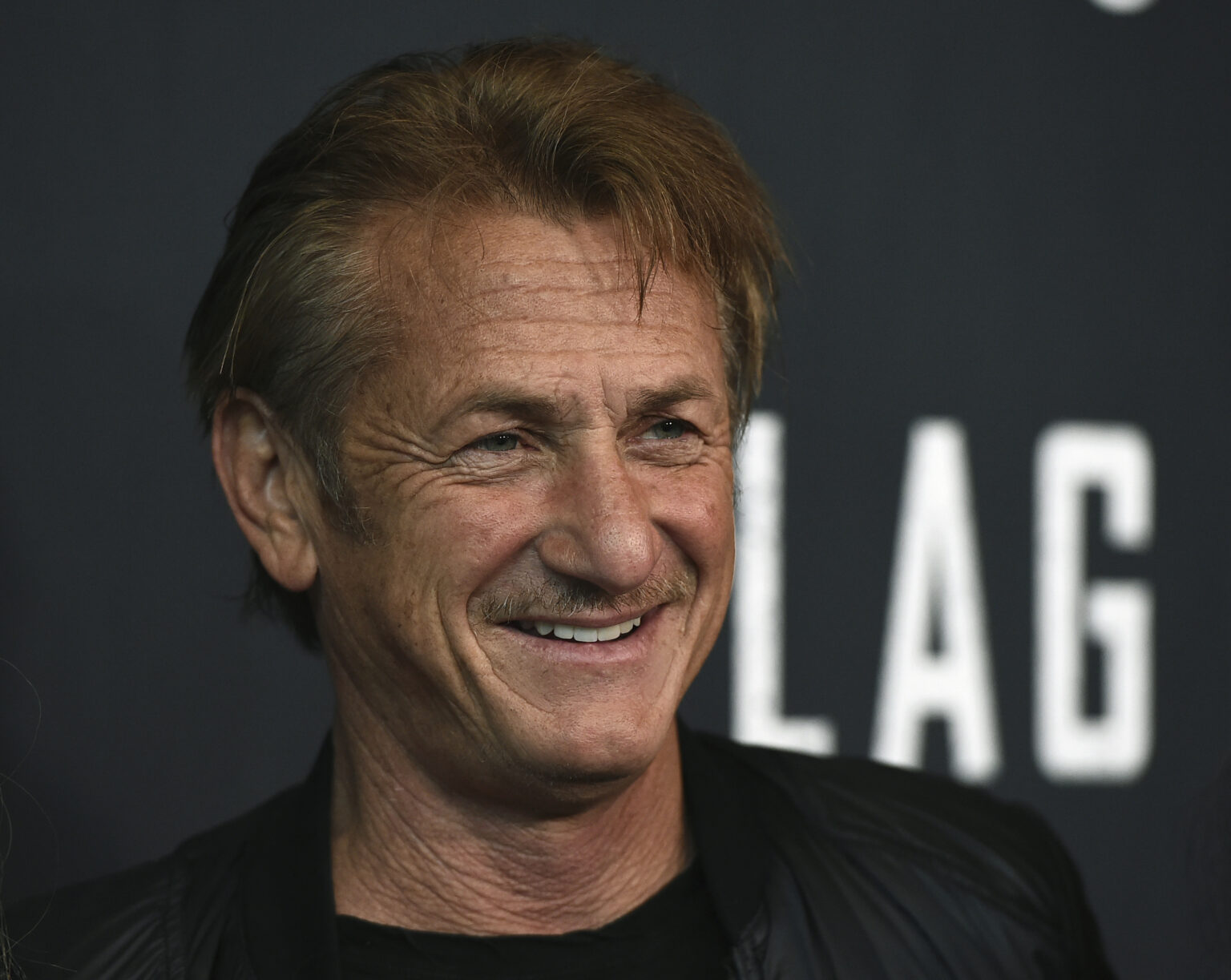 Sean Penn in Ukraine to continue work on documentary Datebook