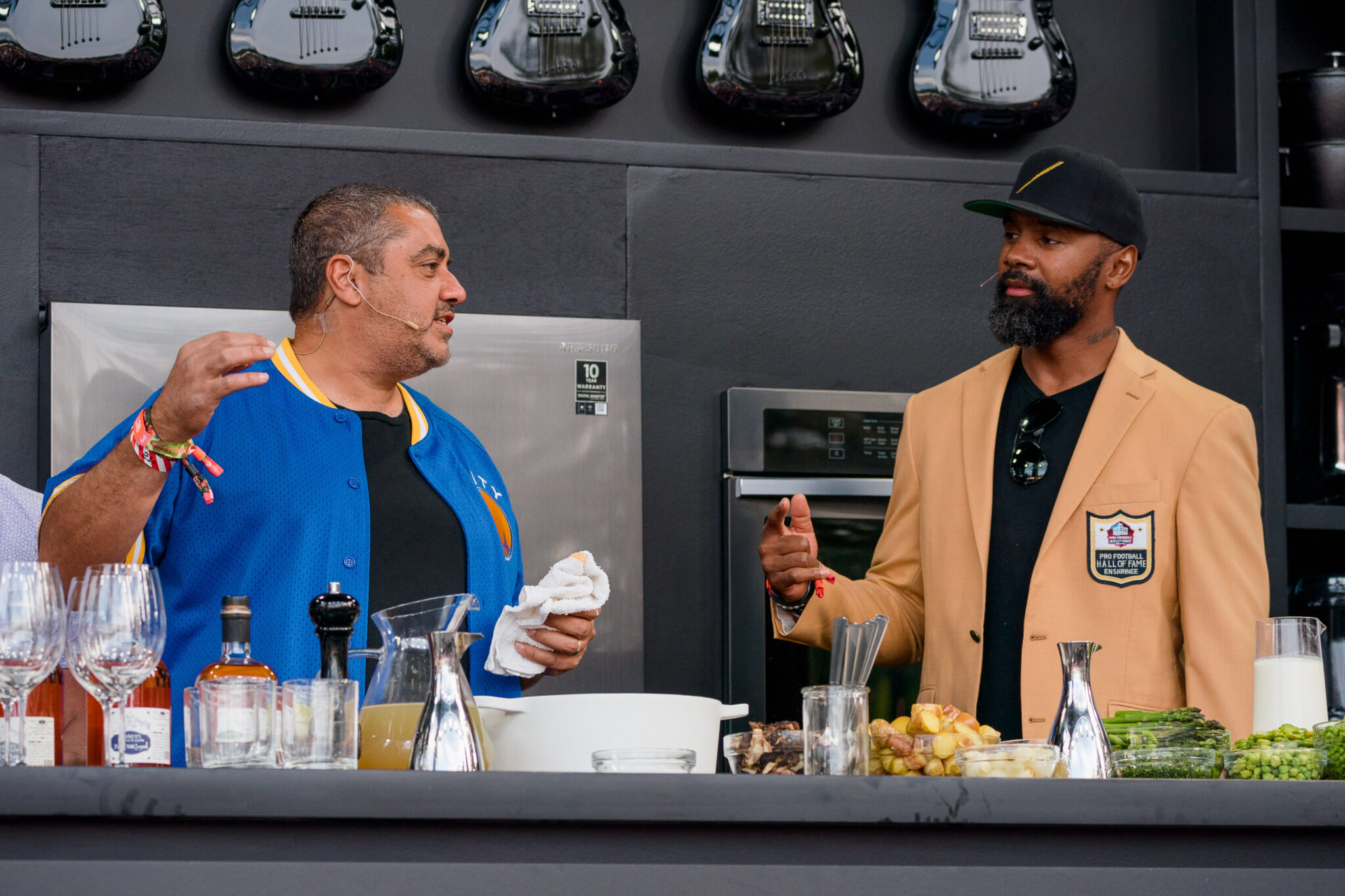 Watch this former Oakland Raider help this Bay Area chef cook 'the