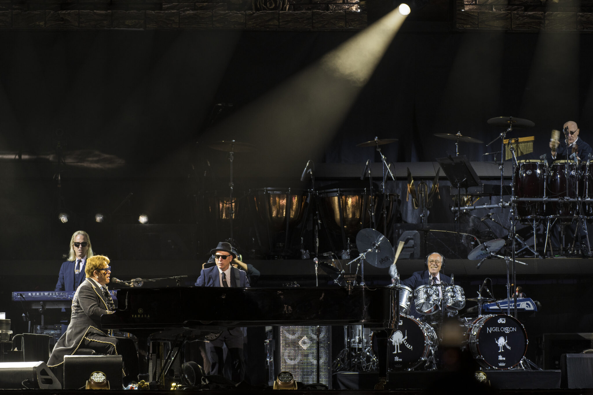Review Elton John performs nostalgic farewell set at Levi's Stadium