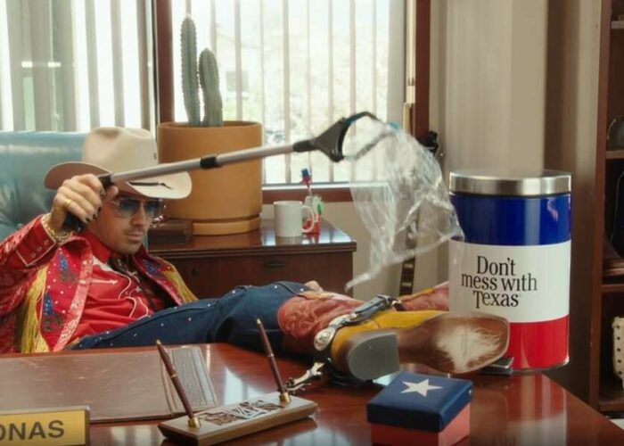 Joe Jonas, a Westlake native, goes for 'Office' humor in new Don't Mess with Texas ad Datebook