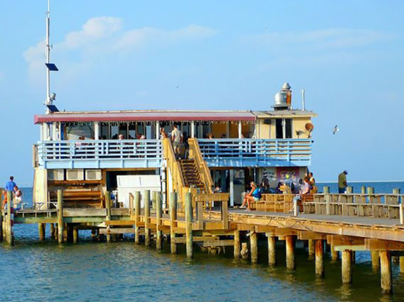 Rod-Reel-Pier Waterfront dining