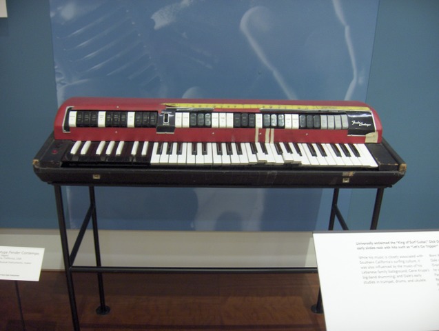 SurfGuitar101.com | Forums: Dick Dale gear and other cool stuff at