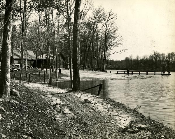 Bath house and beach on Cub Creek Lake