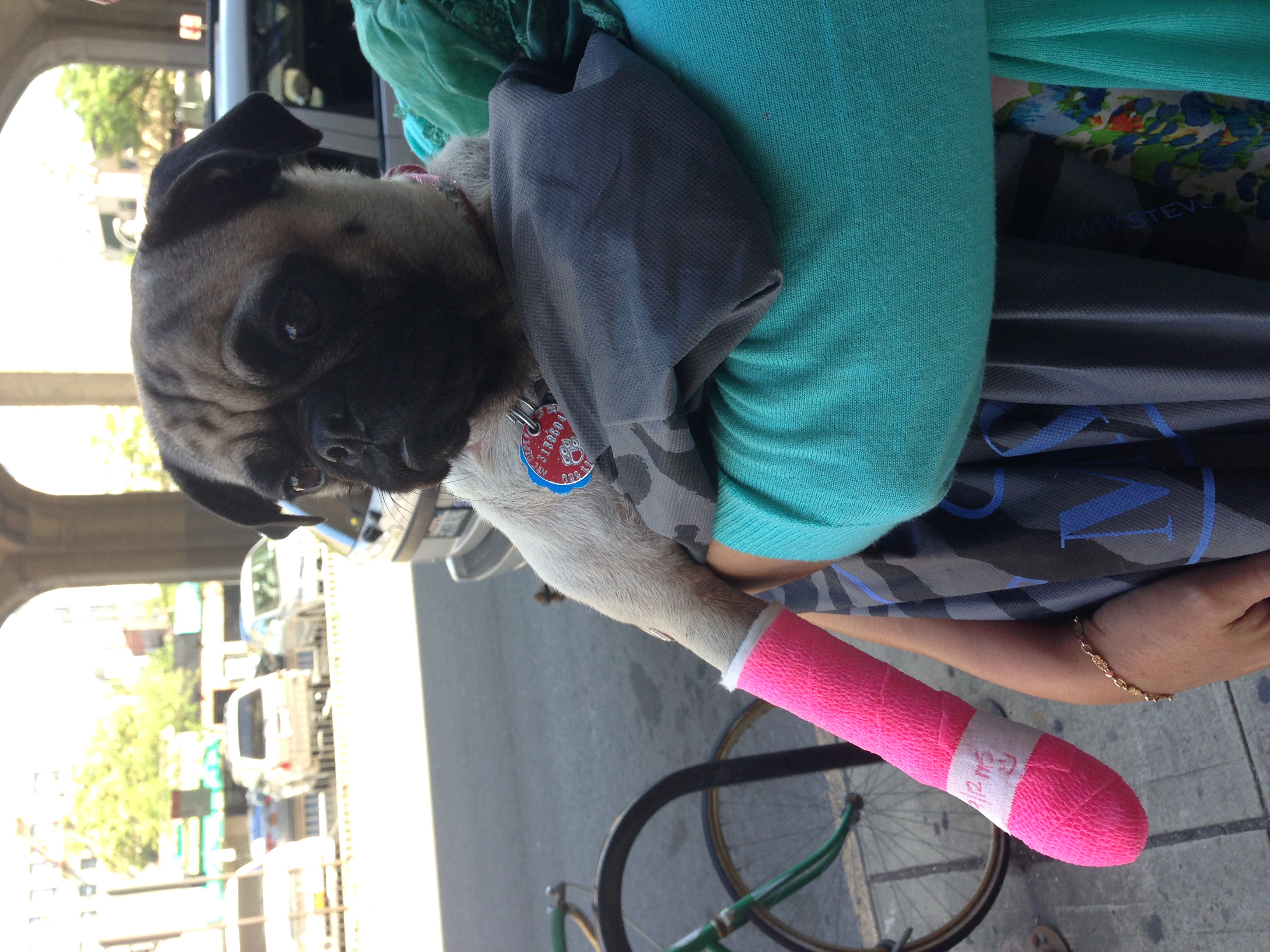 Demi with broken nail