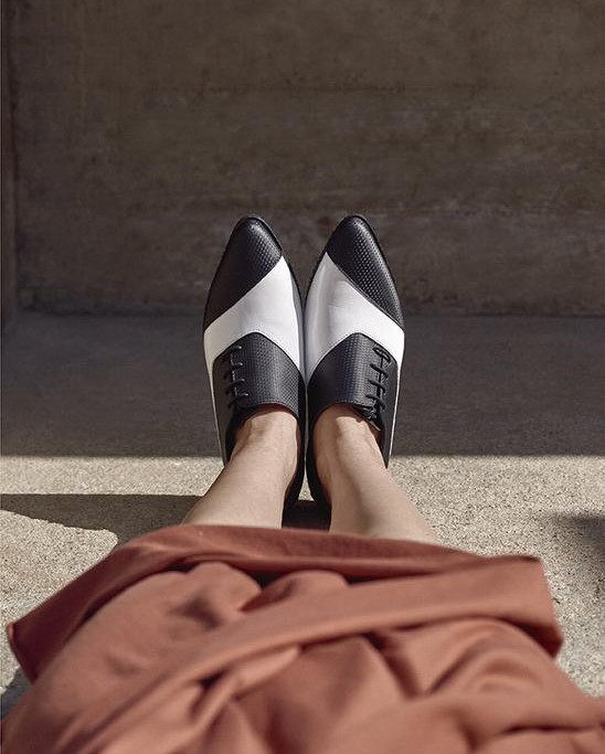 Marita Moreno black and white shoes
