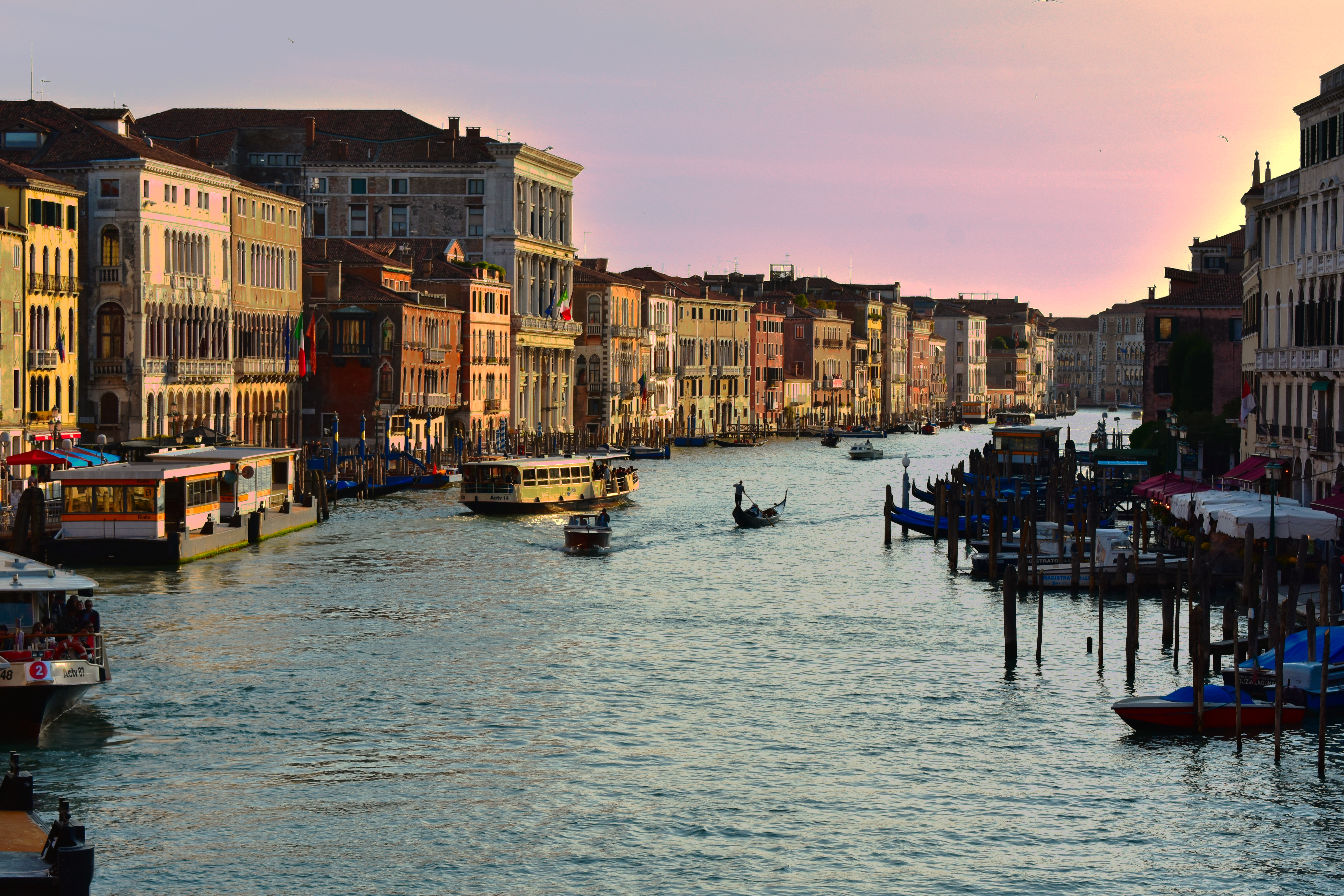 Ponte Rialto at Sunset