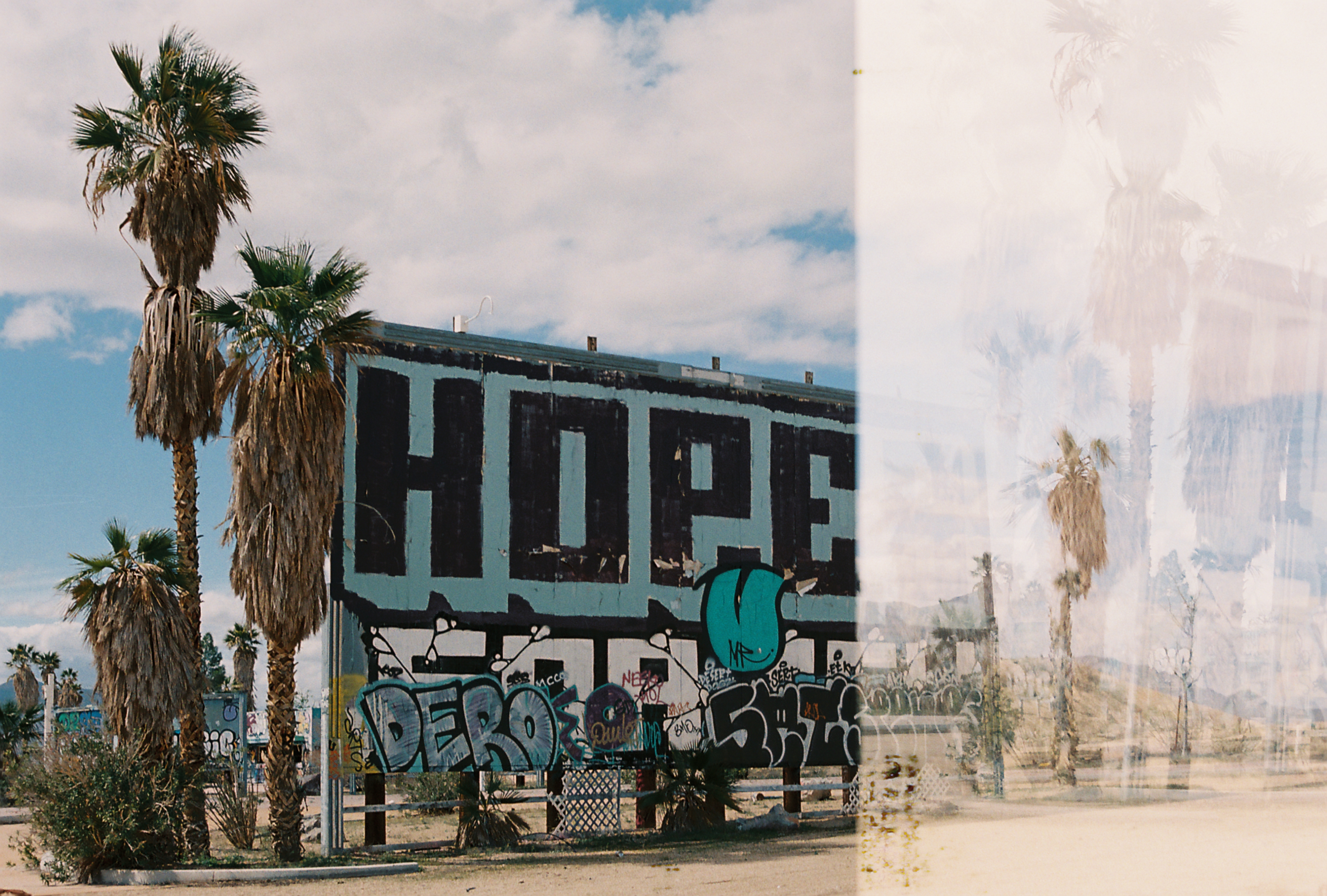 Abandoned sign that says 'hope'