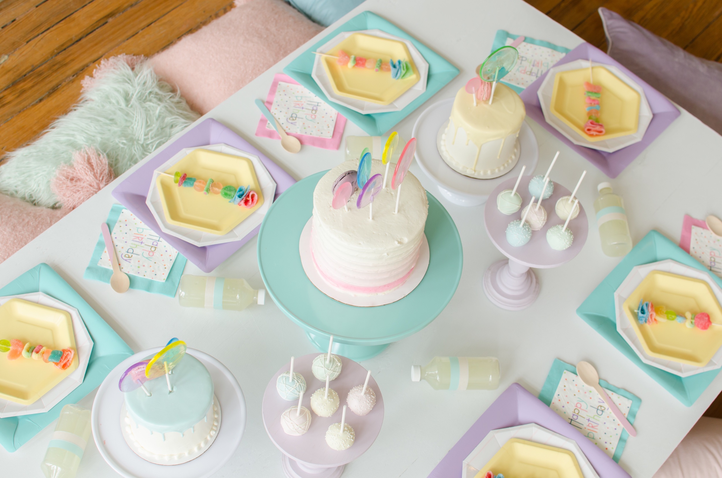 birthday party table