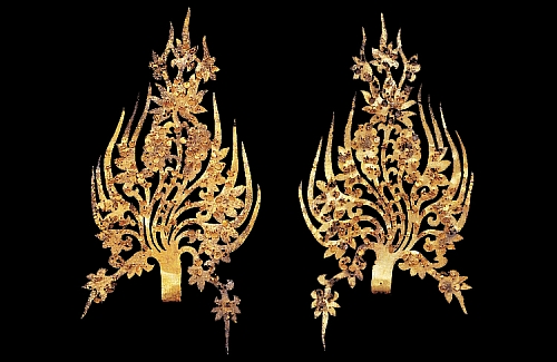 pendants of King Muryeong's Crown.