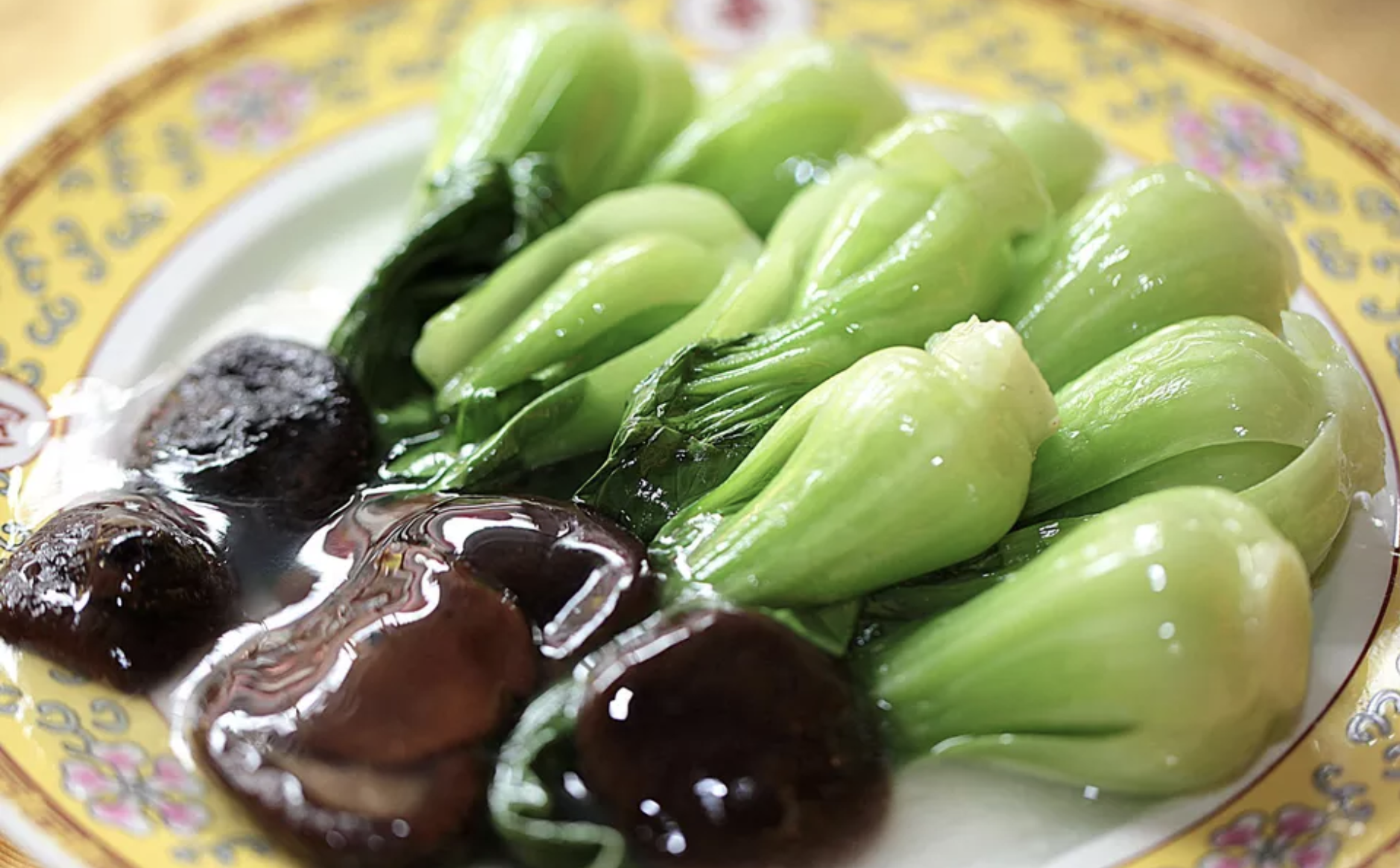 Chinese Stir-Fried Mushrooms With Oyster Sauce