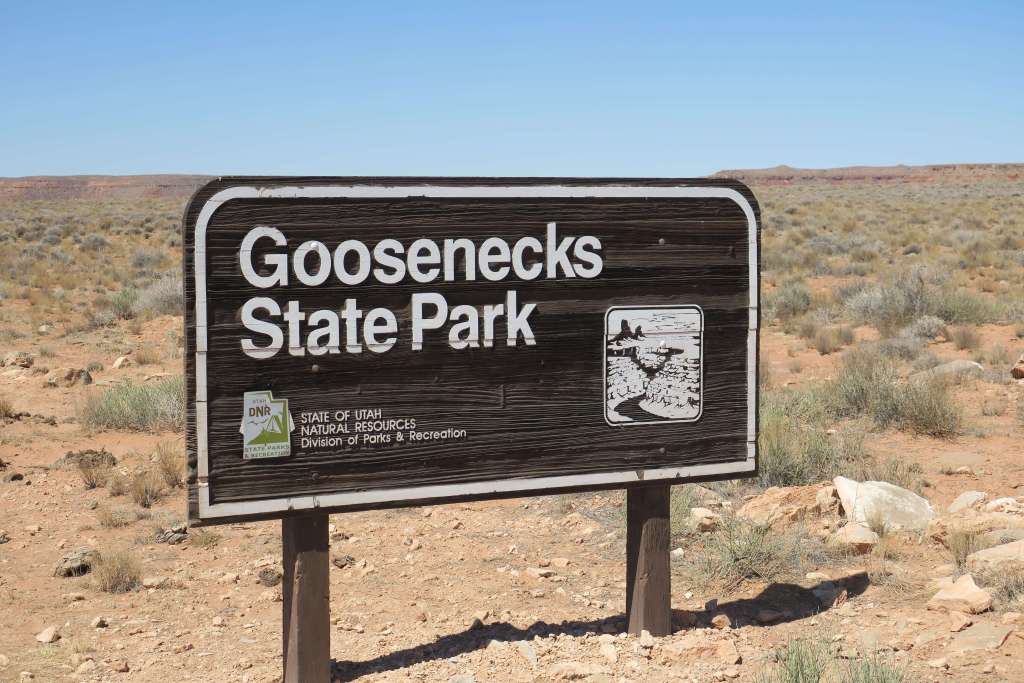 Goosenecks Park Sign