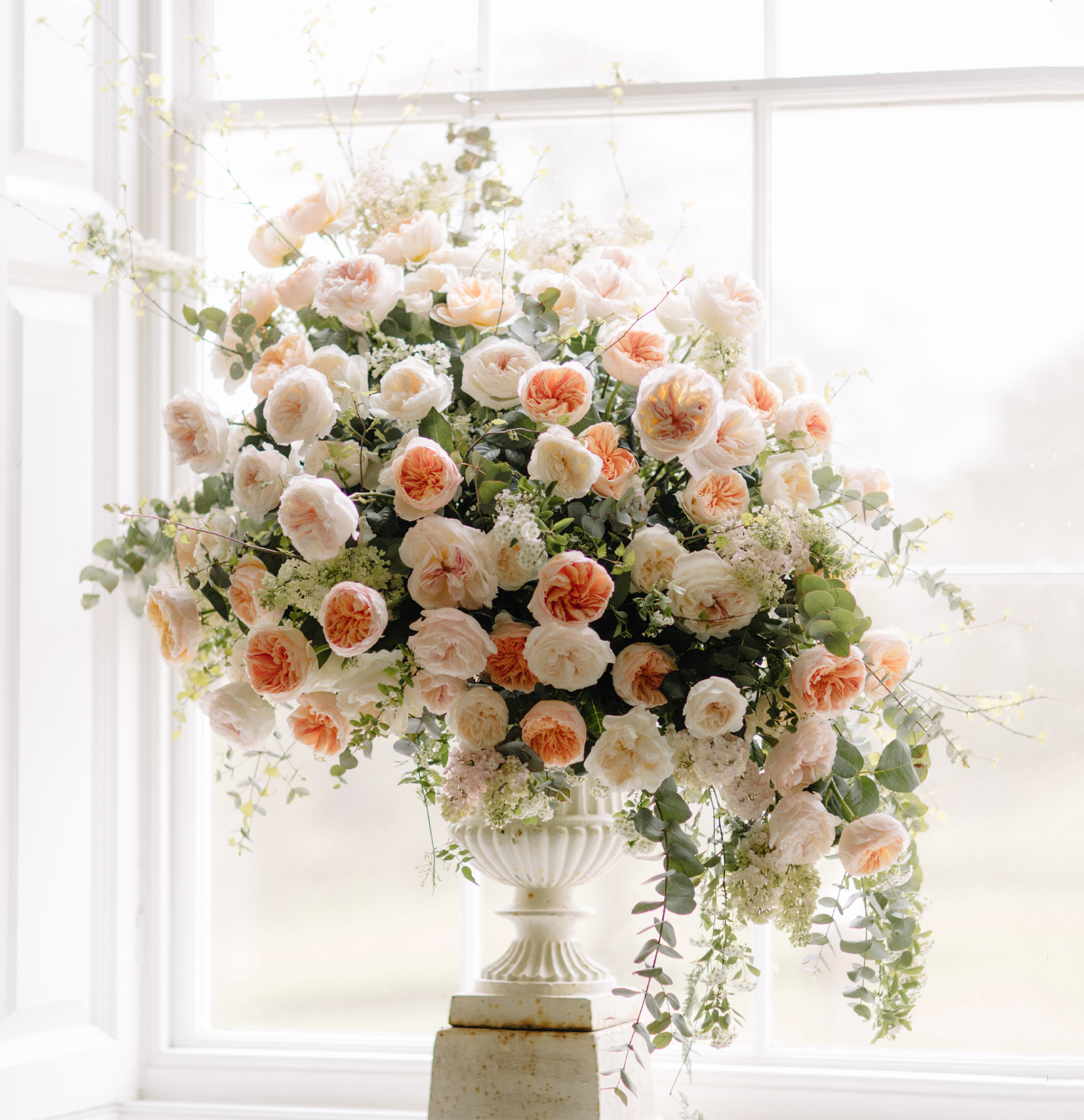 Julliet rose flower arrangement
