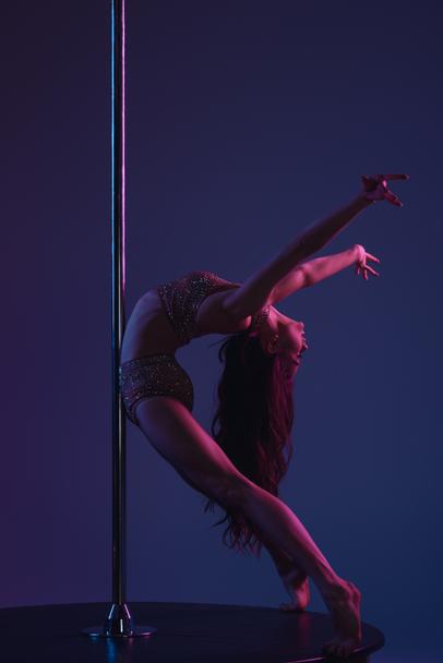 PoleDance