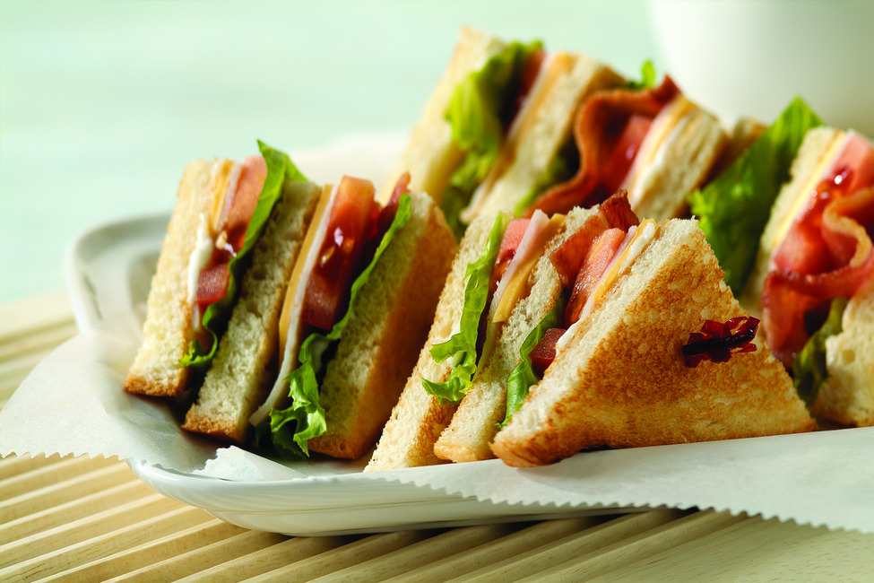 deli-deluxe-club-sandwich