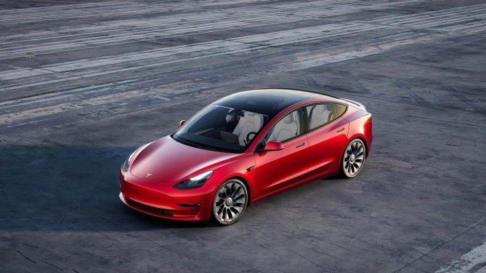 Tesla Model 3 red