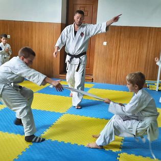 competition between children