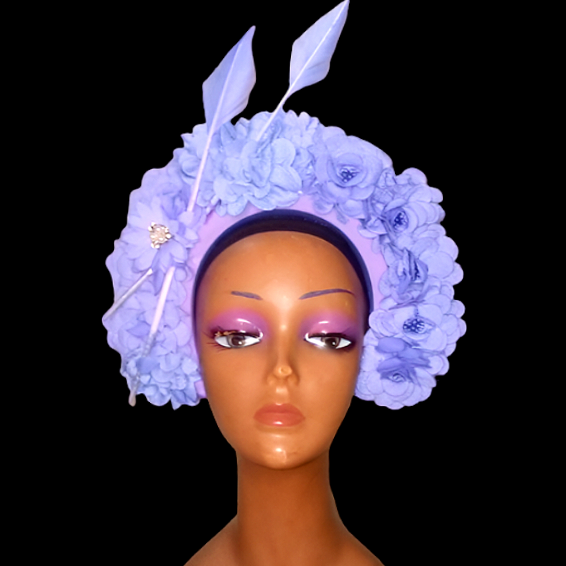 A fascinator