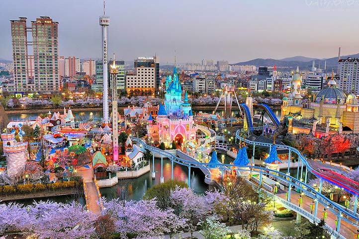 Lotte World, Theme Park in Seoul