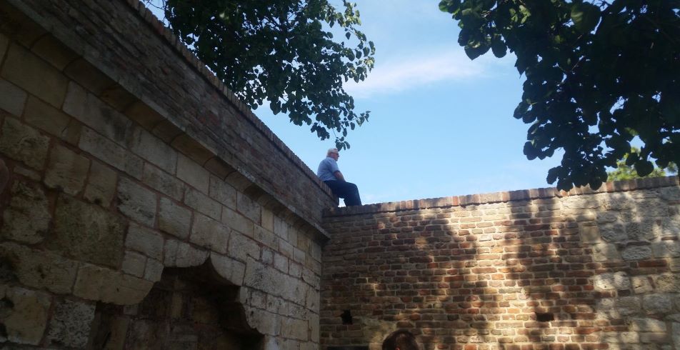 Old man sitting, Belgrade