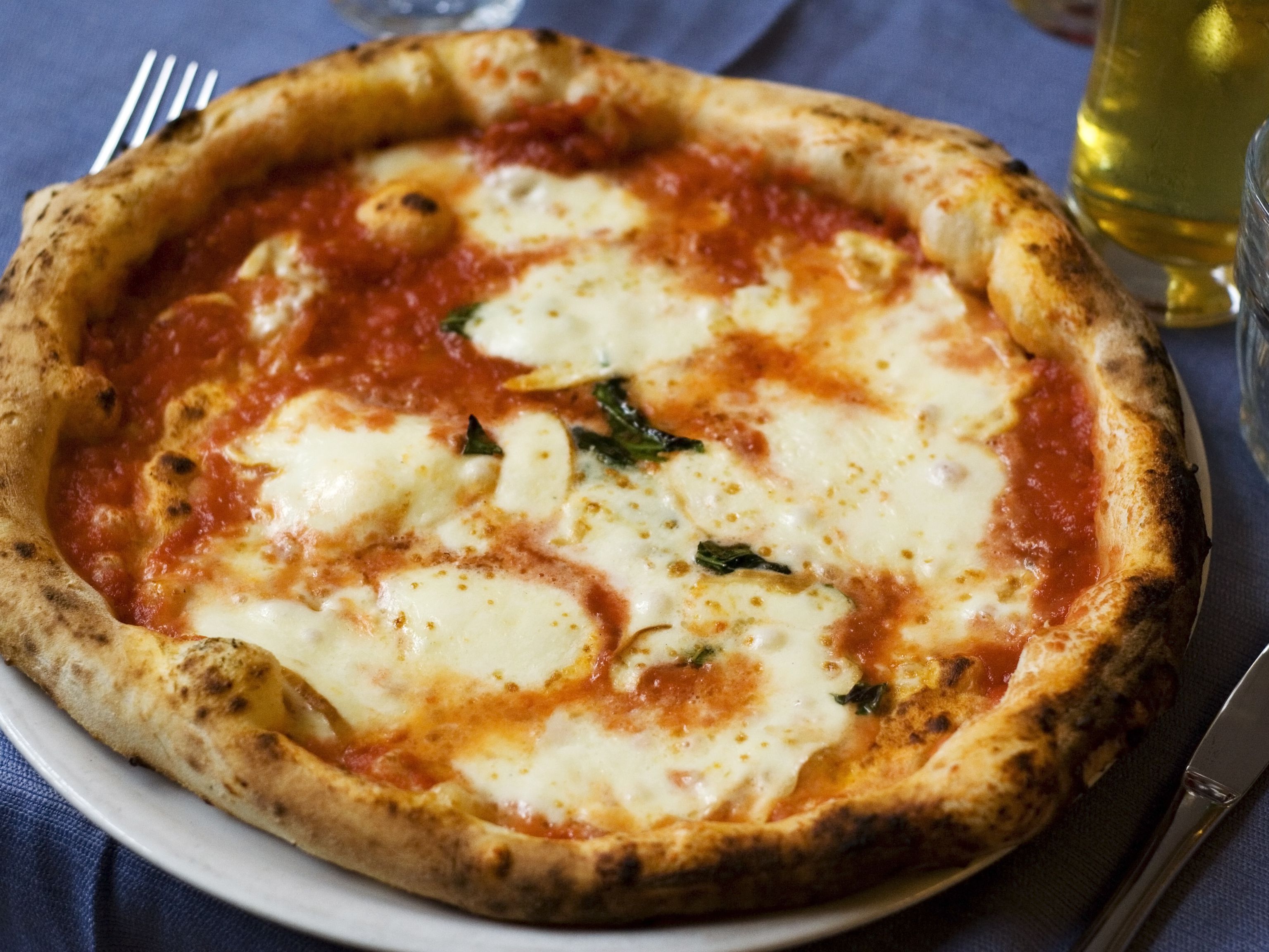 photo of delicious Neapolitan pizza