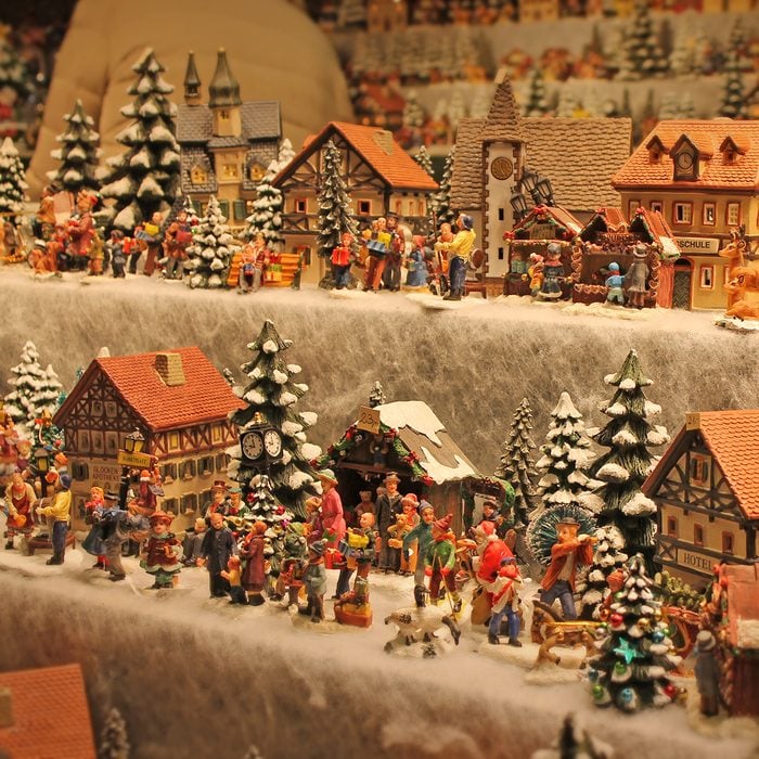 antiqueGermanXmasVillage