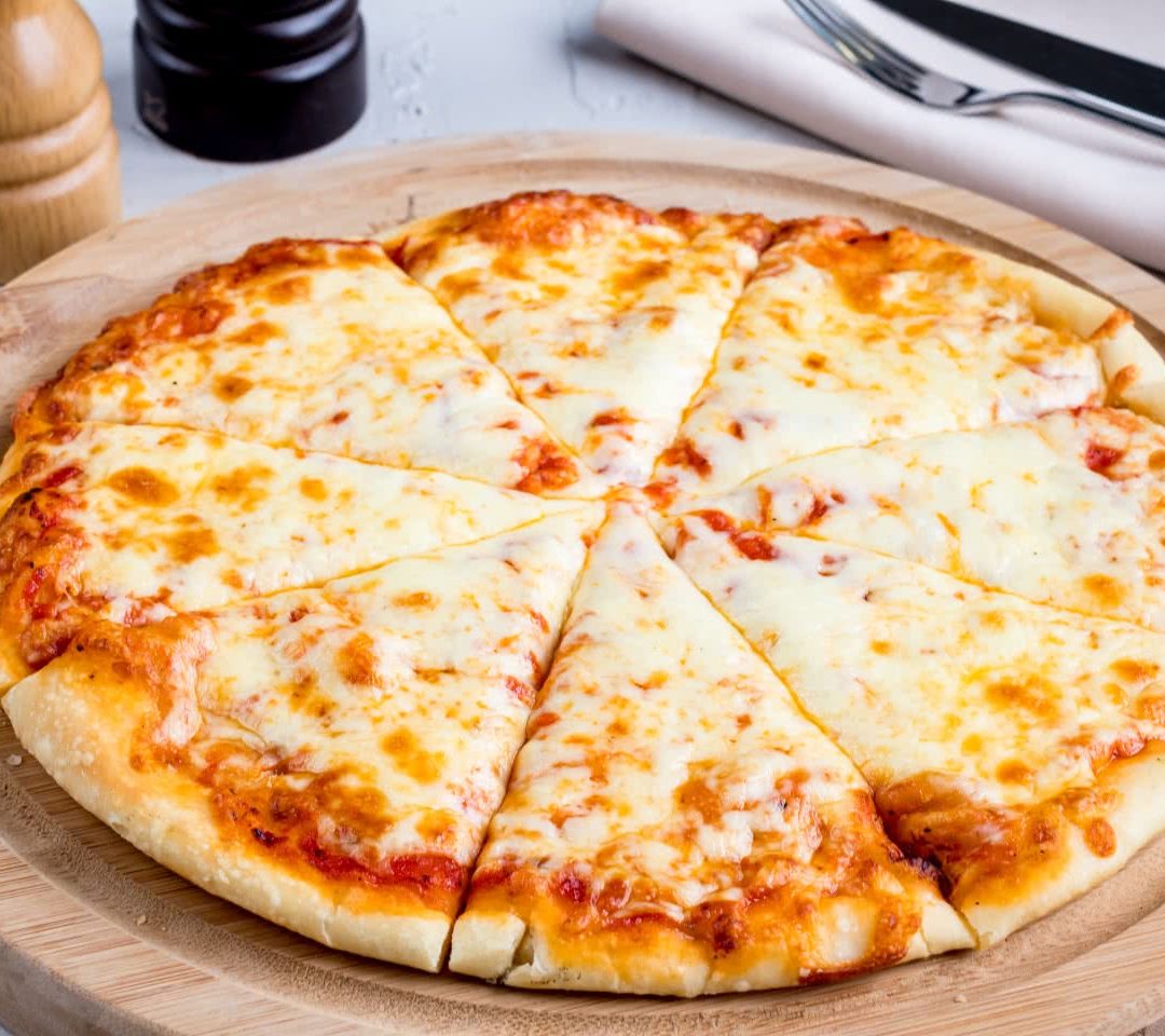 a cheese and tomato pizza