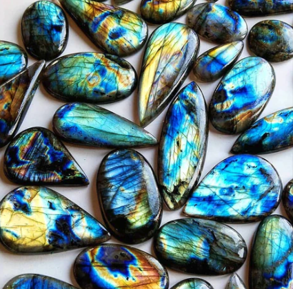 Labradorite Stones
