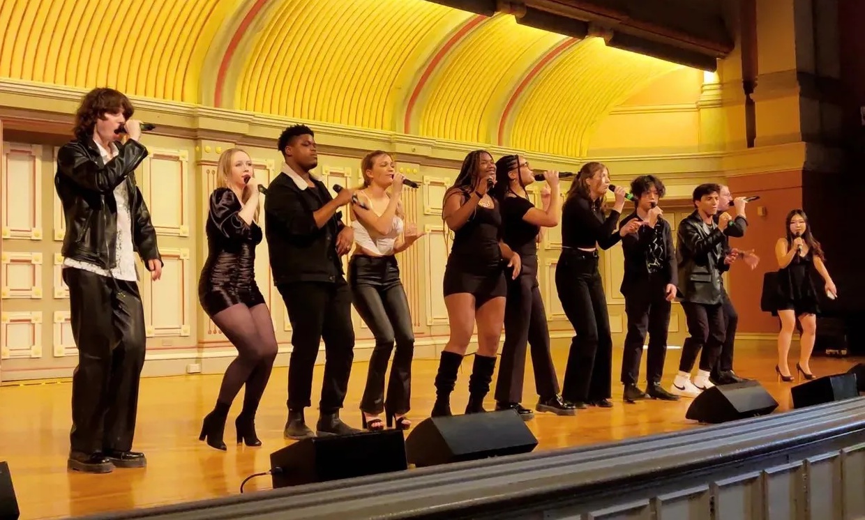 Cornell a Cappella group Classnotes