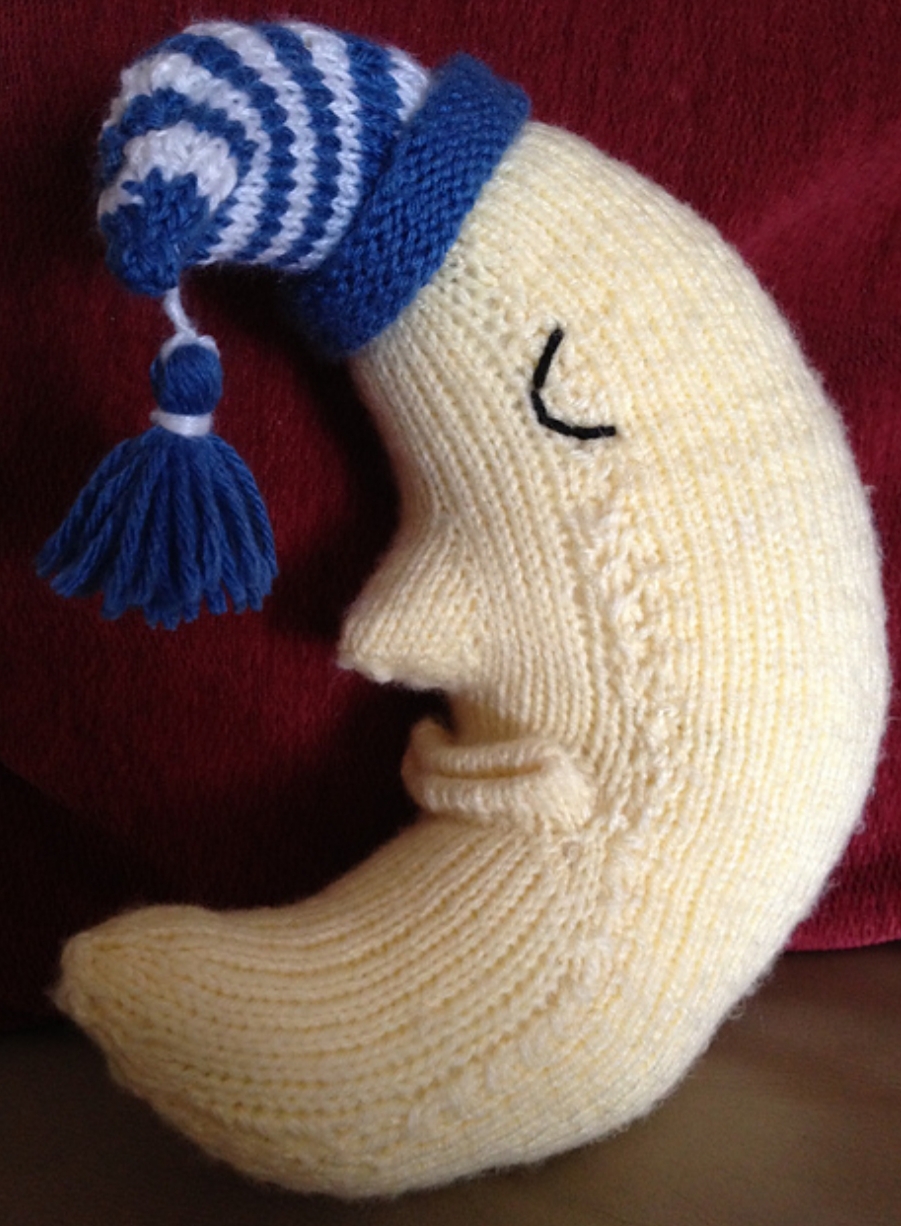 Knitted Goodnight Moon
