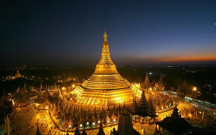  Photo of Shwedagon Pagoda