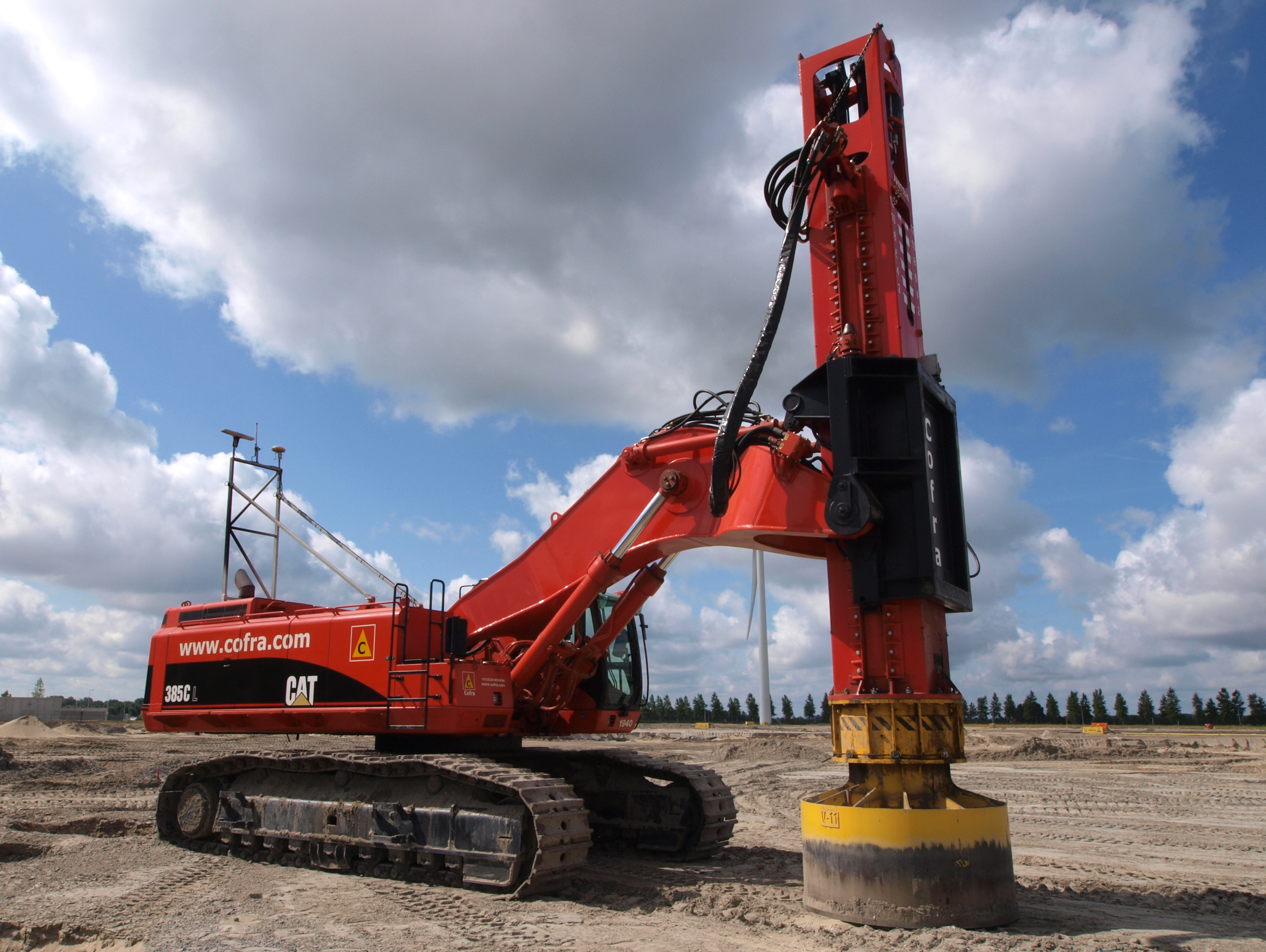 Pile Driving Machine