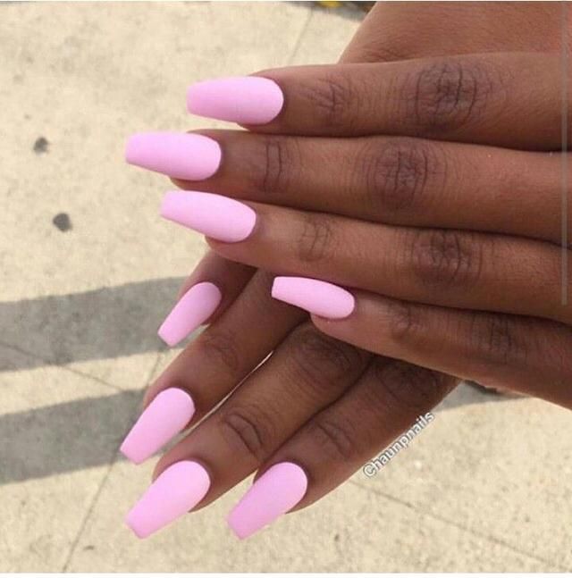 nails