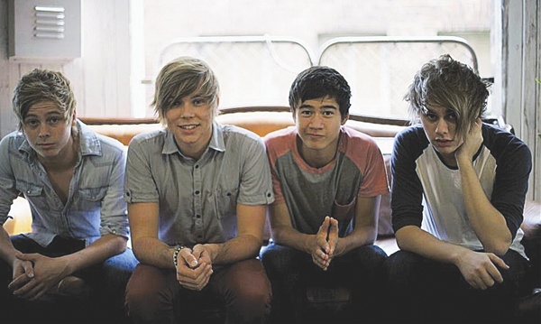 5SOS in 2011