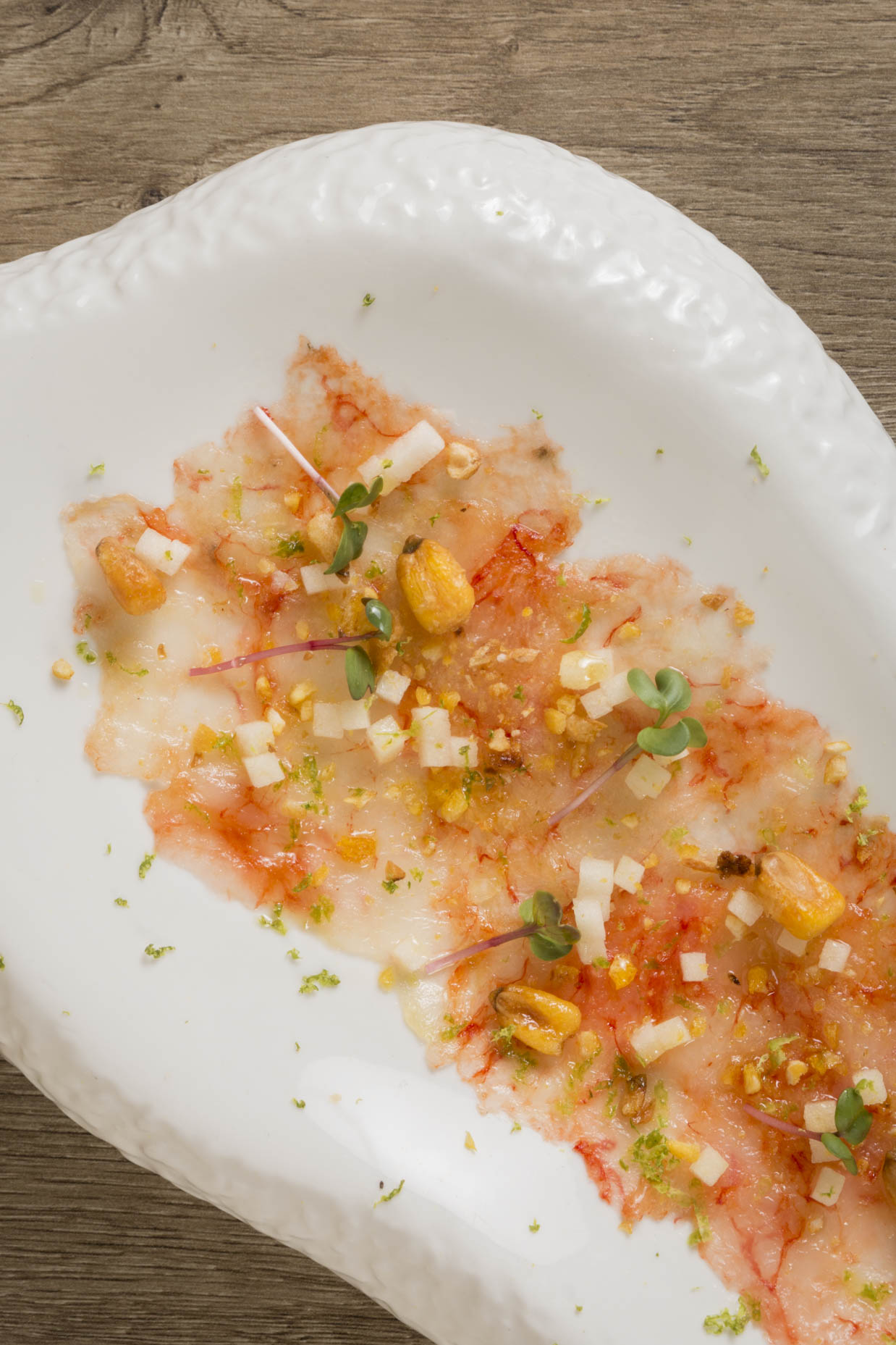 Shrimp carpaccio and apple
