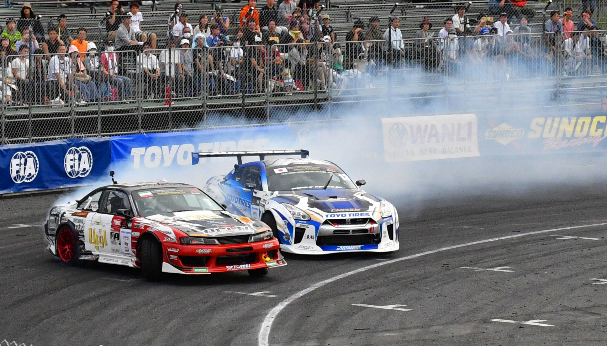 Japanese street cars drifting.