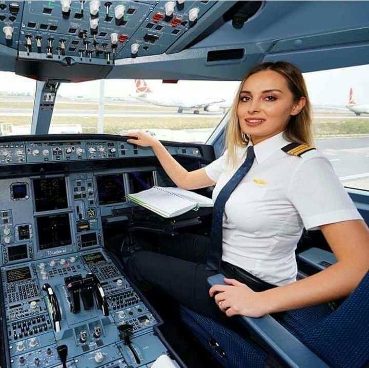 woman pilot