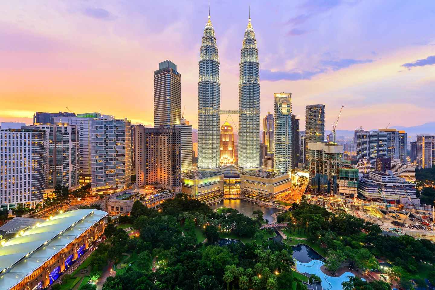  KL Skyline