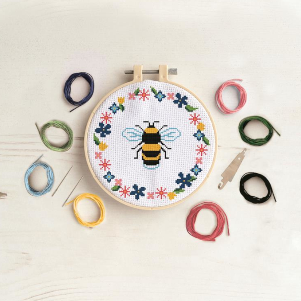 Cross stitch bee kit
