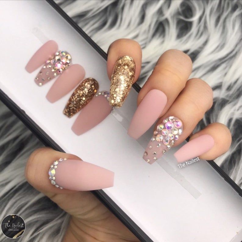 Press-on Nails