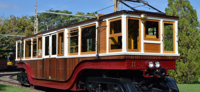 An old Budapest metro car