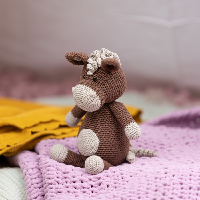 horse-amigurumi