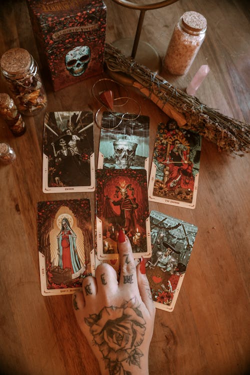 7 cards Tarot spread
