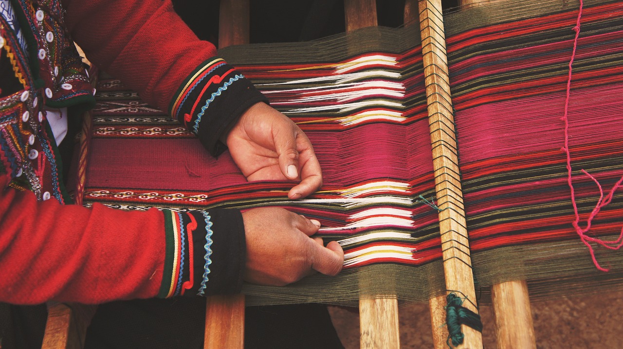 Weaving image
